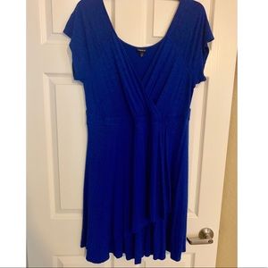 NWOT** Electric Blue w/ Black Birds Dress!!